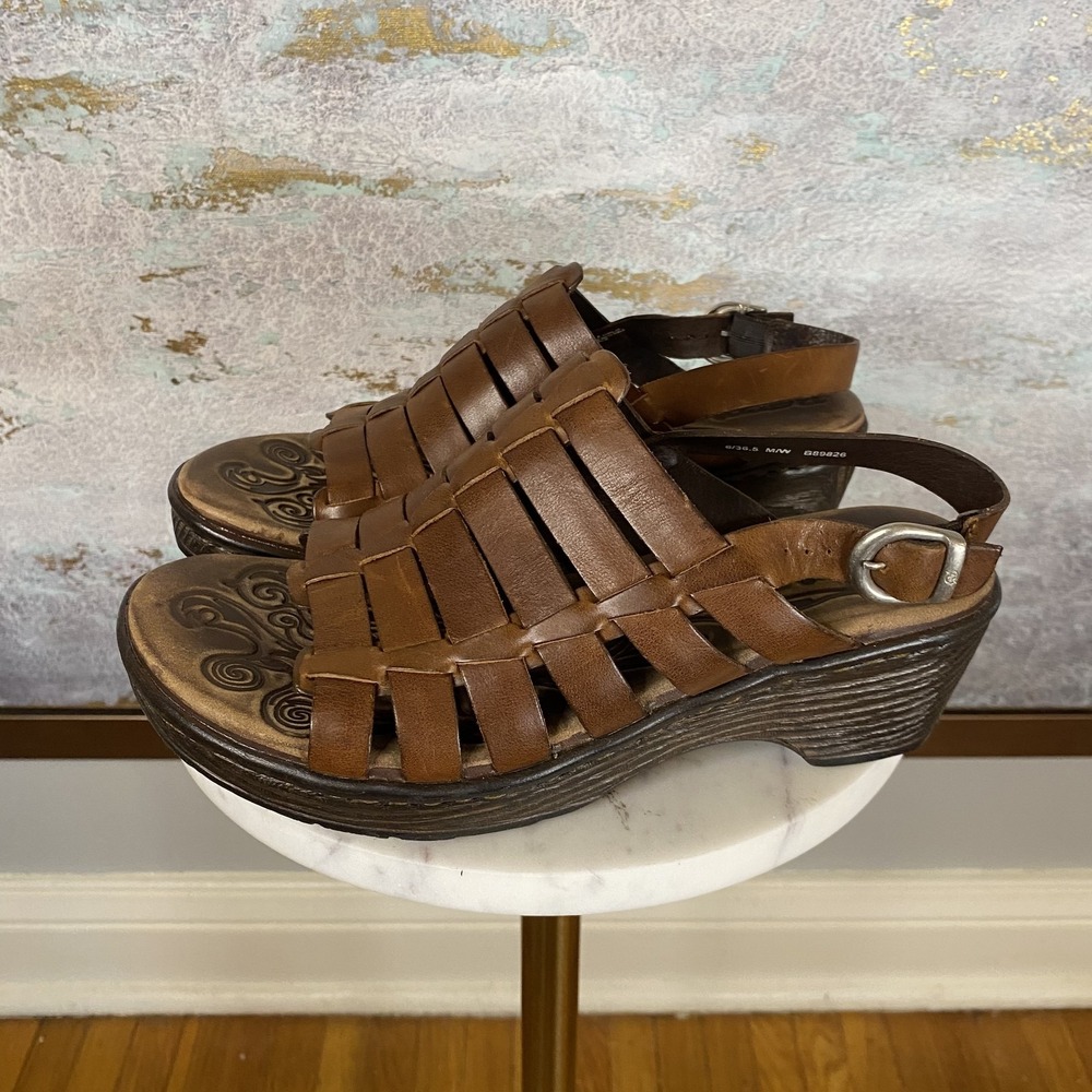 Born Sandals Shoes Womens Size 6 Brown Leather Fisherman Wedge Buckle Comfort